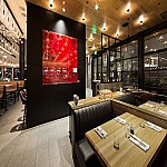 Earls Kitchen + Bar - Dadeland food