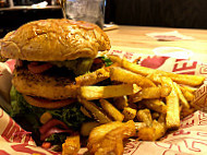 Bagger Dave's Burger Tavern food