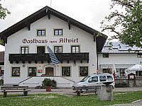 Gasthof Zum Altwirt outside