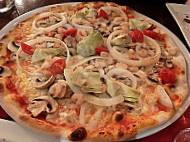 Coccinella Holzoffenpizza food