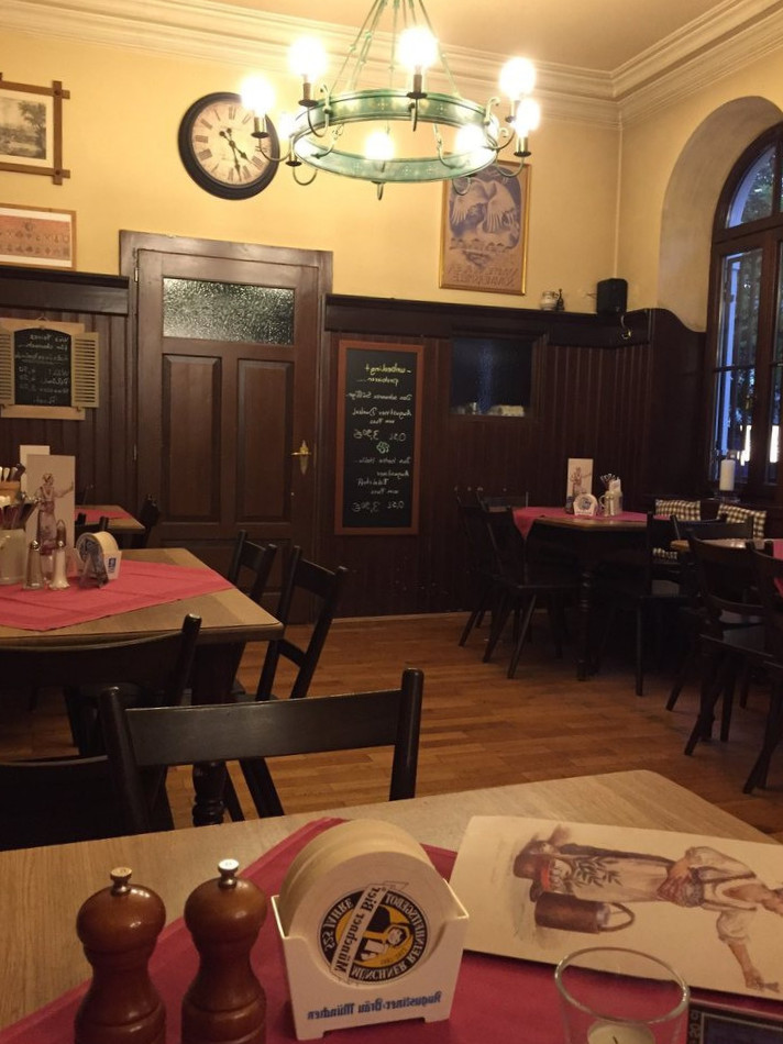 restaurant image