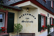 Wirtshaus Im Schloß outside