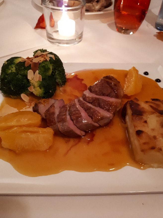 restaurant image