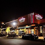 Paladar Tysons outside