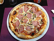 Pizzeria Kikks'o food