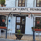 La Fuente outside