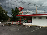 Dairy Queen (treat) outside