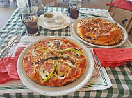 Pizzeria Don Vito food