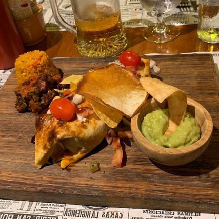 restaurant image