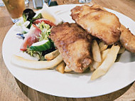 Tooradin & Districts Sports Club food