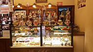 La Dulceria De La Rondena inside