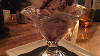 The Eton Mess inside