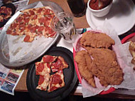 Bill's Pizza Shop food