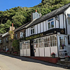 The Old Smugglers Inn outside