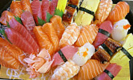 Sushi Jun food