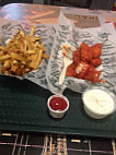 Wingstop food