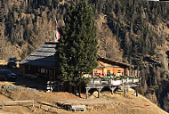 Lenzenalm outside