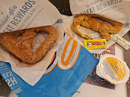 Auntie Anne's food