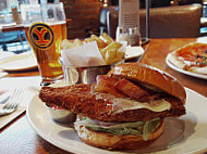 Yaletown Brewing Company food