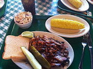 Sammy's Bar B Que food