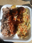 Coconutz Jamaican food