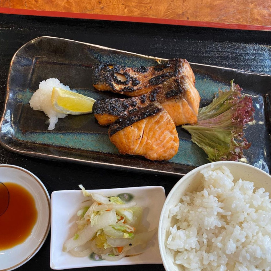 restaurant image