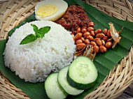 Biao Ge Nasi Lemak food