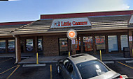 Little Caesars Pizza outside