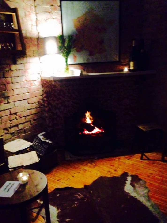 restaurant image