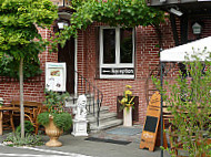 Bonn Landgasthaus U. outside