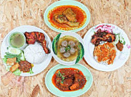 Nasi Bajet Syakirtini food