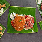 Nasi Kukus Tonggek (mydin Semenyih) inside