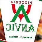 Pizzeria Anvic food