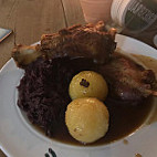 Griesbräu food