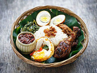 Nasi Berlauk Dinihari food