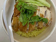 Xiao Hei Chicken Rice food