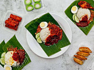 Nasi Lemak Sambal Meletop Cik Tie inside