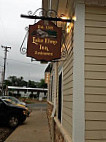 Lake Elmo Inn outside