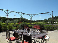 La Bastide Du Clos Des Roses food