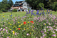 Landhotel Gasthof Hubertus outside