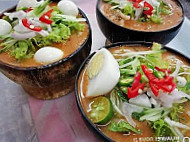 Restoran Laksa Tempurung Senawang food