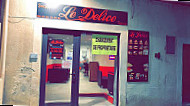 Snack Le Délice inside