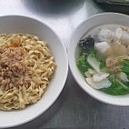 Yap Noodle ā Yè Xī Dāo Yú Yuán Miàn food