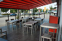 Burger King outside