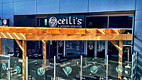 Ceili's Modern Irish Pub Royal Oak inside