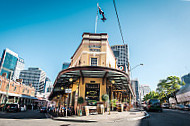 The Australian Heritage Hotel outside