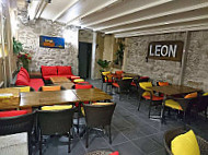 Chez Leon inside