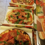 La Piazzetta Mâncare