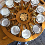 Curtea Berarilor Comida