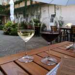 JULES - Bistro Restaurant Exterior